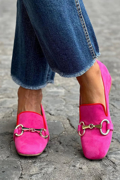 Greet | Mocassins slip-on à bout carré avec boucle métallique