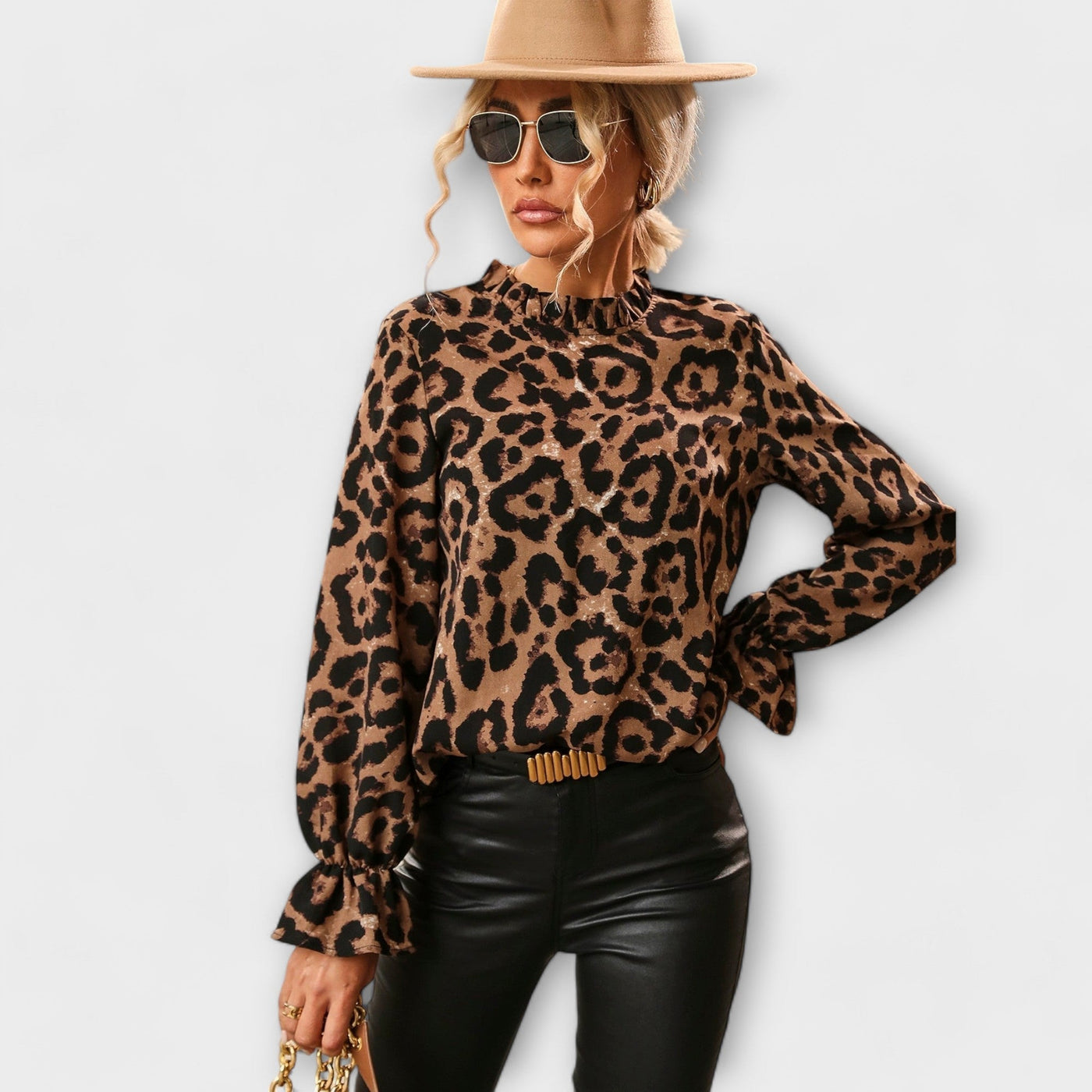 Kayla - Blouse Léopard avec Col Plissé