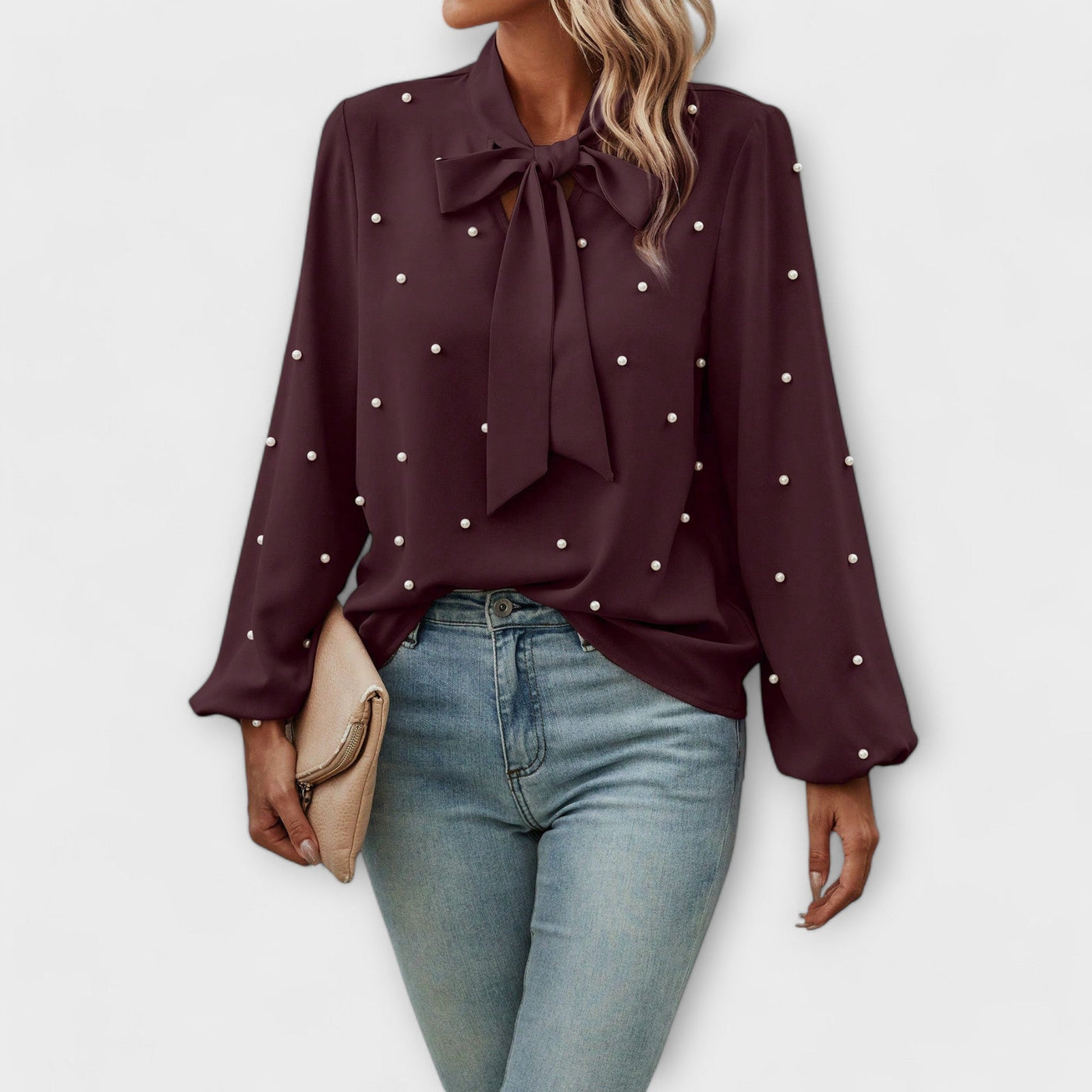Sophia – Blouse élégante avec détails en perles et nœud