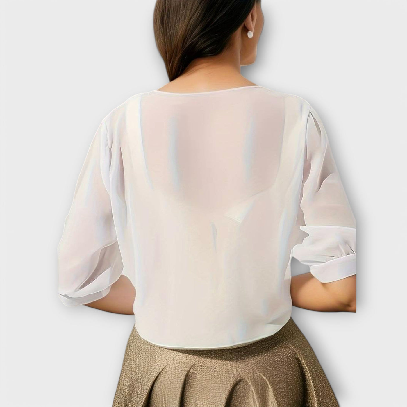Olivia – Blouse à Ouverture Frontale