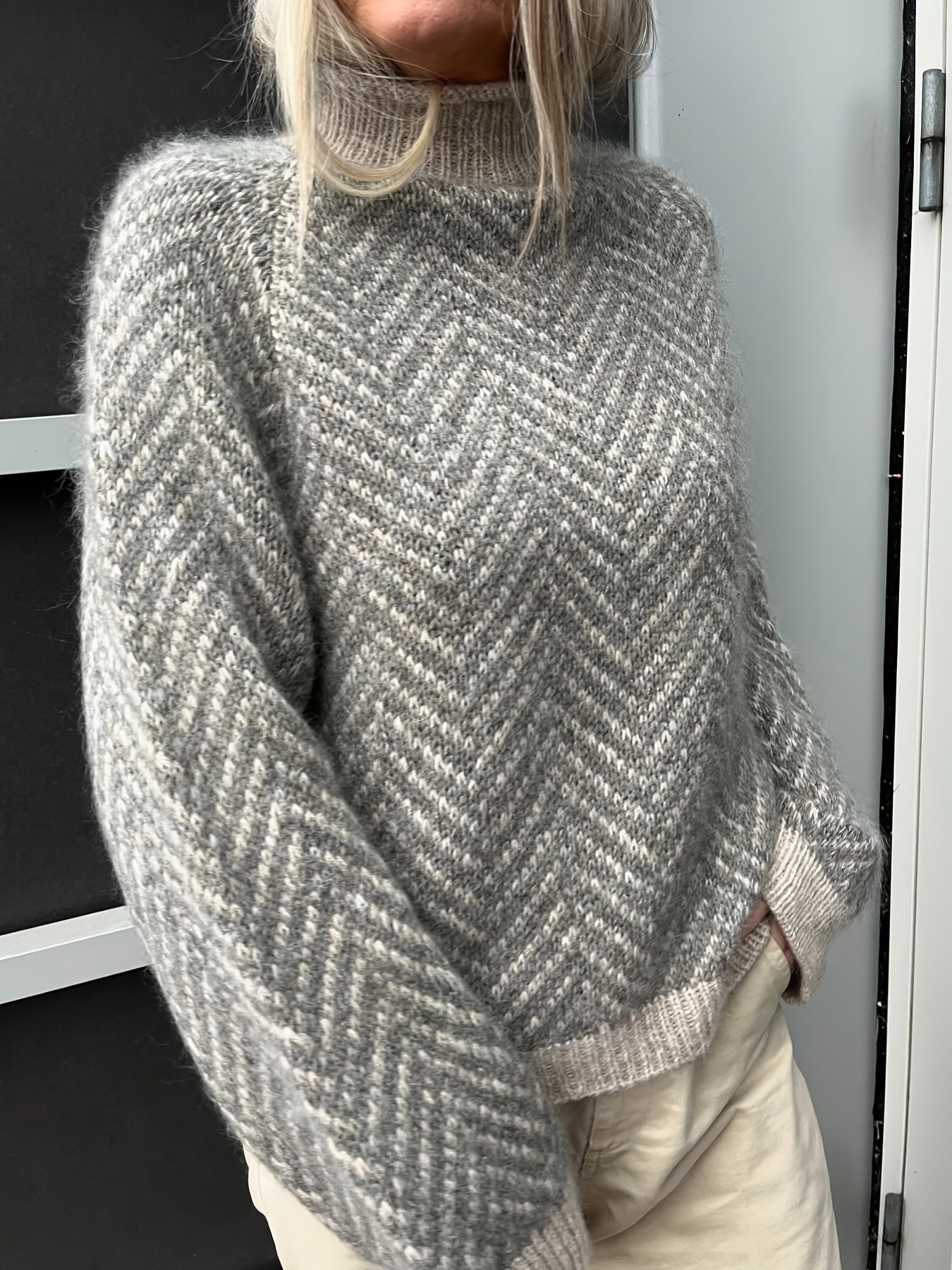 Éva – Pull col roulé délicat