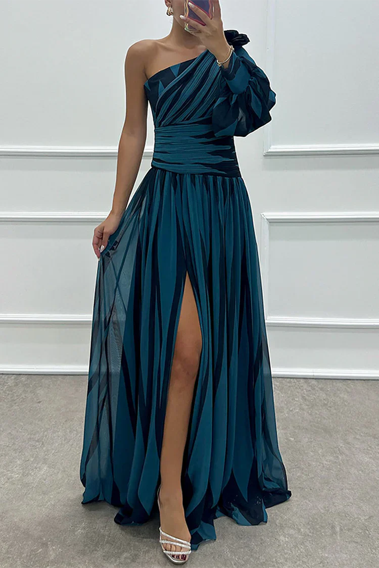 Shiloh™ | Robe maxi élégante à une épaule rayée