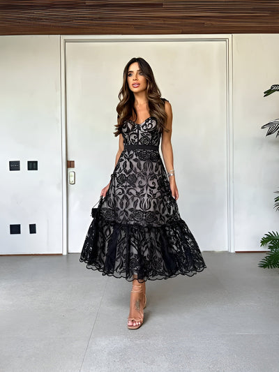 Kaori™ | Robe midi élégante à fines bretelles