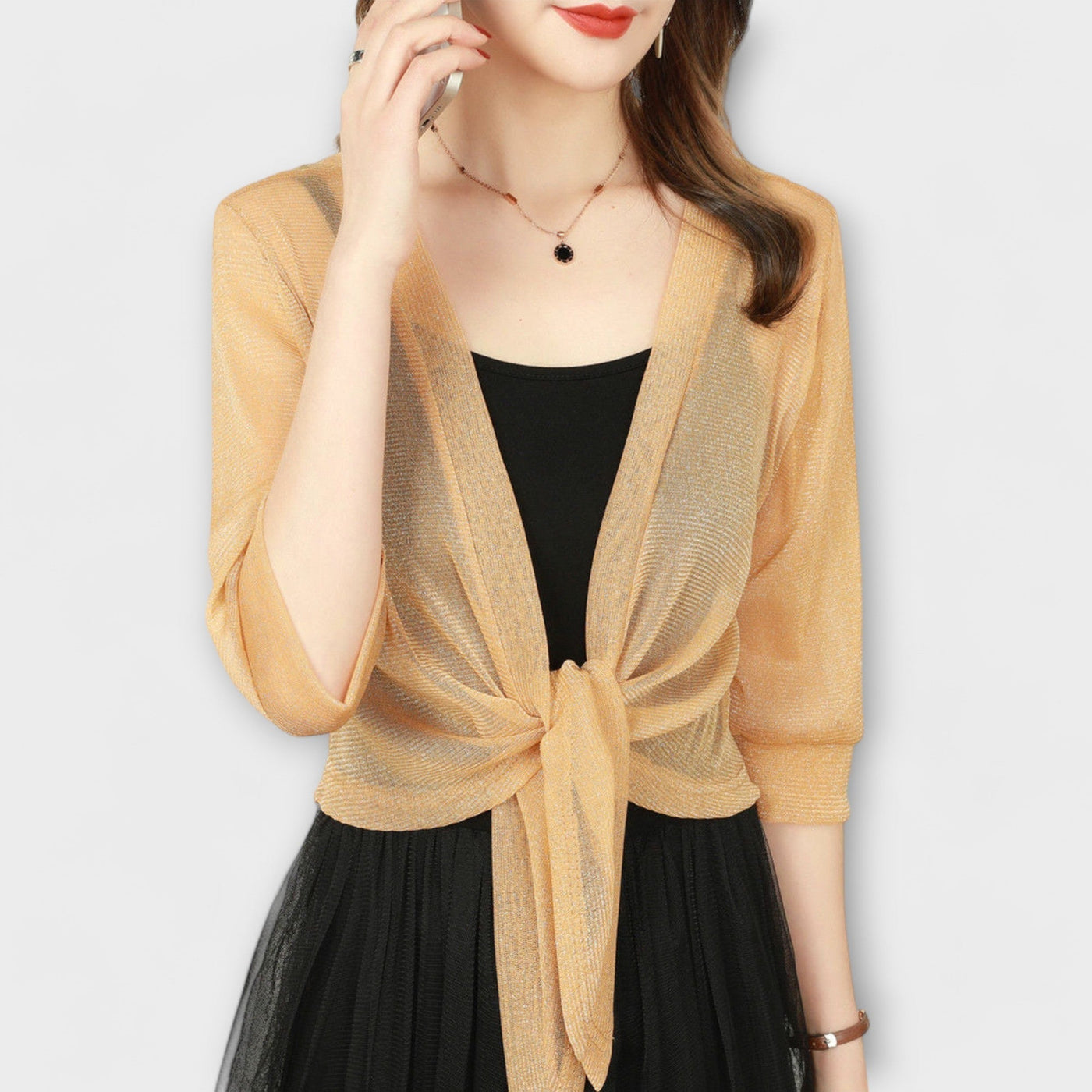 Olivia – Blouse à Ouverture Frontale