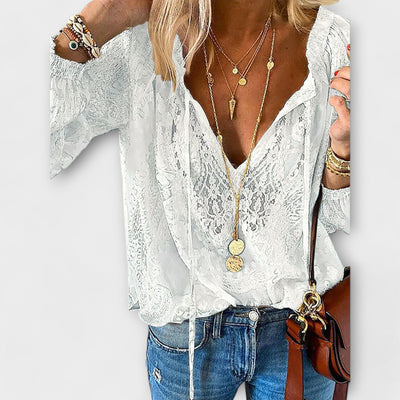 Lili - Blouse Unique avec Détails en Dentelle