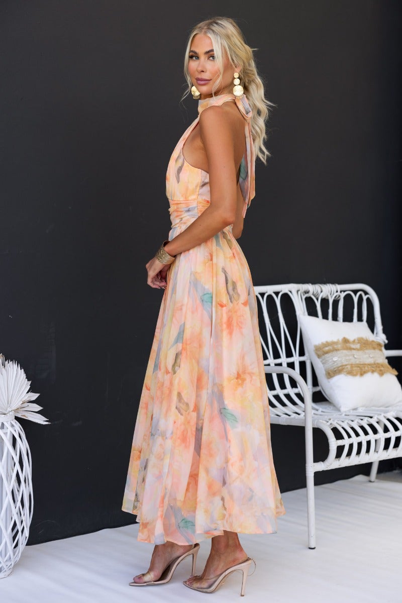 Luchi™ | Robe maxi fleurie à encolure halter